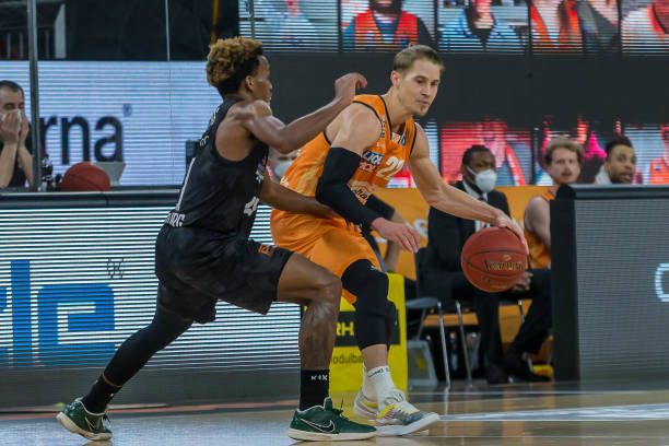 2落后的情 2落后的情