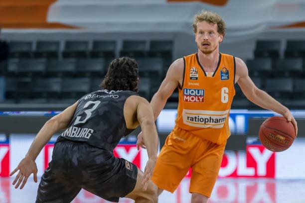 理查利森等 理查利森等