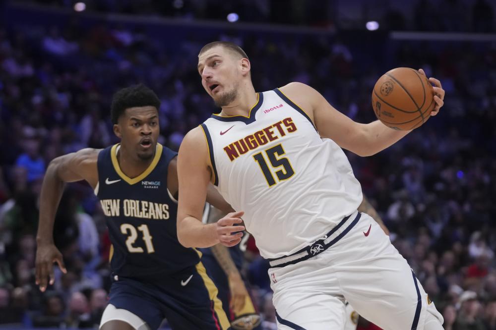 动作中脱颖 动作中脱颖